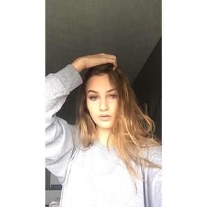 Meet your Posher, Mykaila